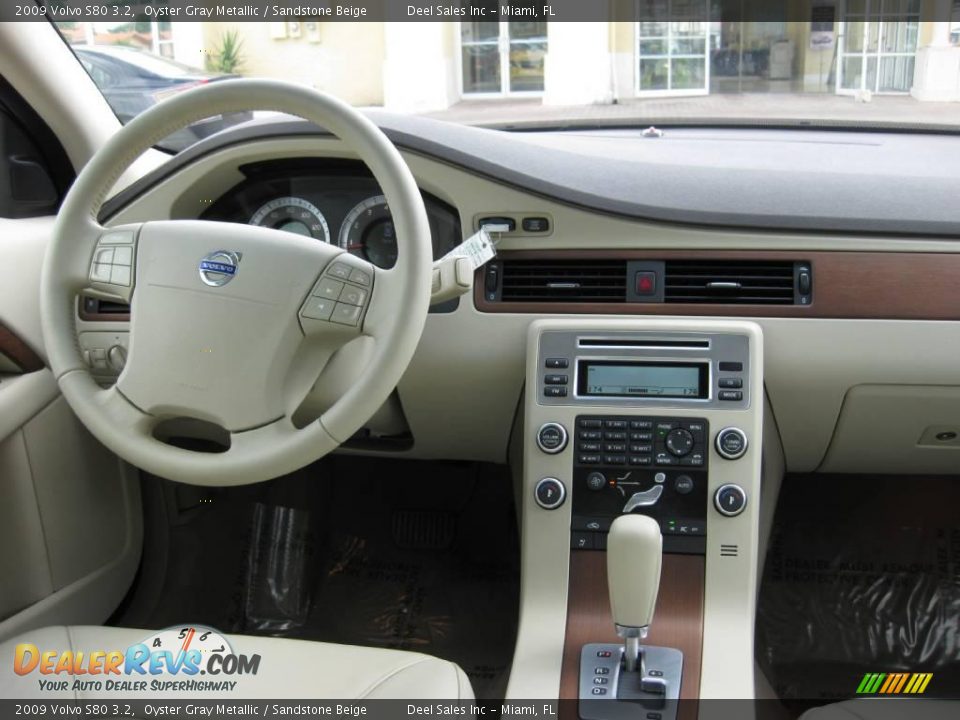 2009 Volvo S80 3.2 Oyster Gray Metallic / Sandstone Beige Photo #12