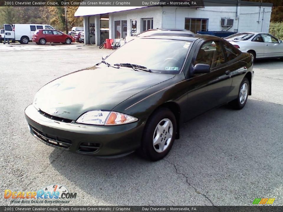 2001 Chevrolet Cavalier Coupe Dark Colorado Green Metallic / Graphite Photo #2