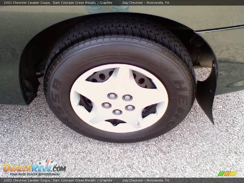 2001 Chevrolet Cavalier Coupe Dark Colorado Green Metallic / Graphite Photo #8