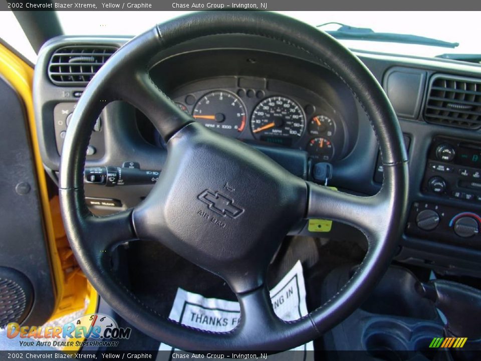 2002 Chevrolet Blazer Xtreme Yellow / Graphite Photo #23