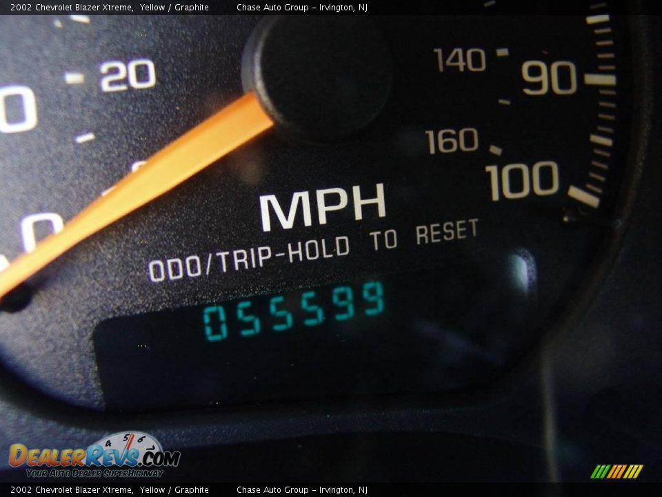 2002 Chevrolet Blazer Xtreme Yellow / Graphite Photo #24