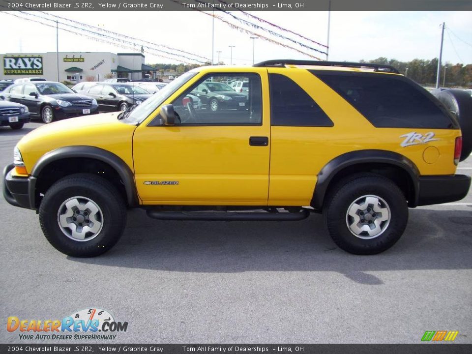 2004 Chevrolet Blazer LS ZR2 Yellow / Graphite Gray Photo #3