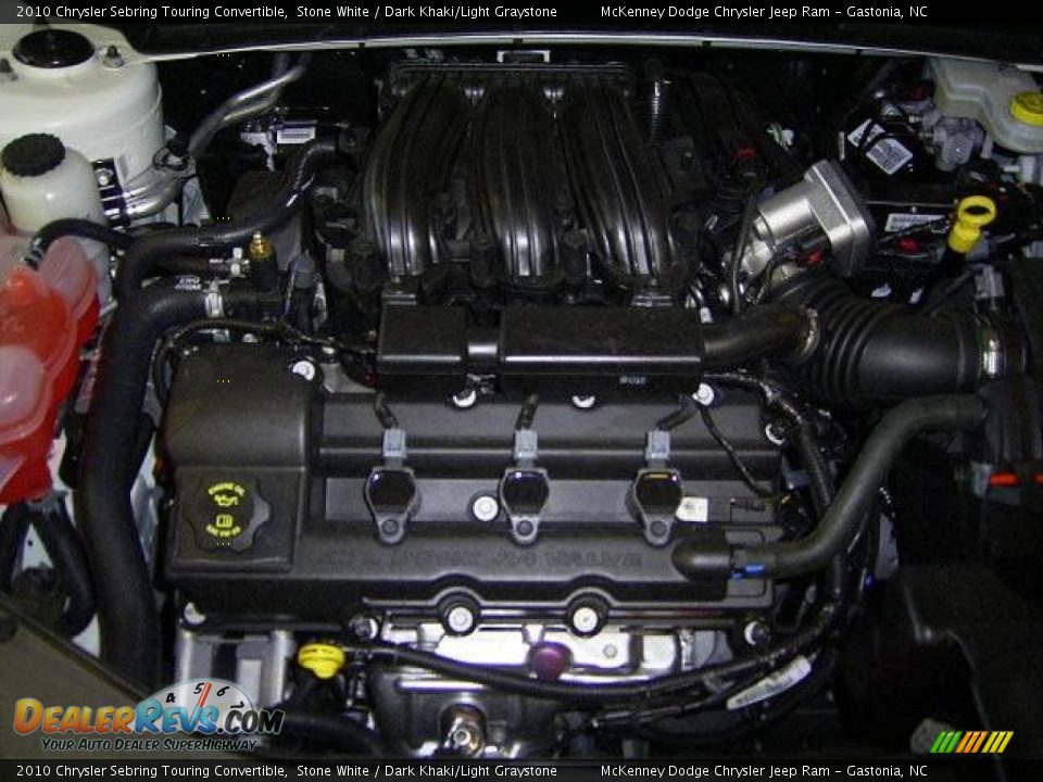 2010 Chrysler Sebring Touring Convertible Stone White / Dark Khaki/Light Graystone Photo #19