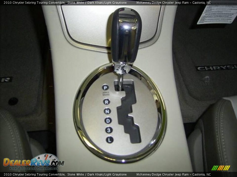 2010 Chrysler Sebring Touring Convertible Stone White / Dark Khaki/Light Graystone Photo #21