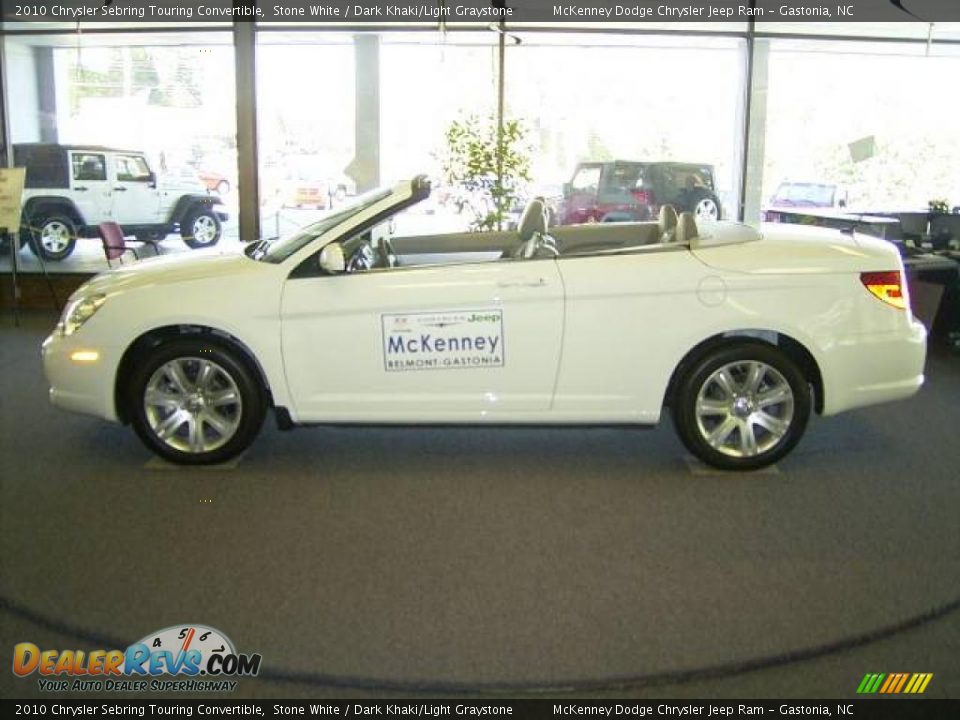 2010 Chrysler Sebring Touring Convertible Stone White / Dark Khaki/Light Graystone Photo #25