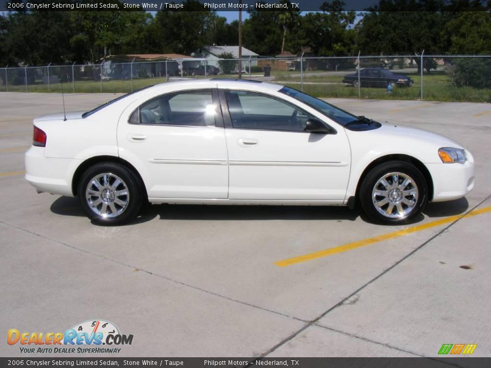2006 Chrysler Sebring Limited Sedan Stone White / Taupe Photo #2