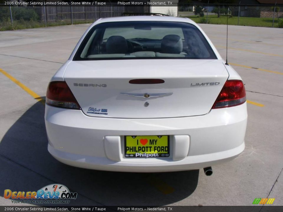 2006 Chrysler Sebring Limited Sedan Stone White / Taupe Photo #4