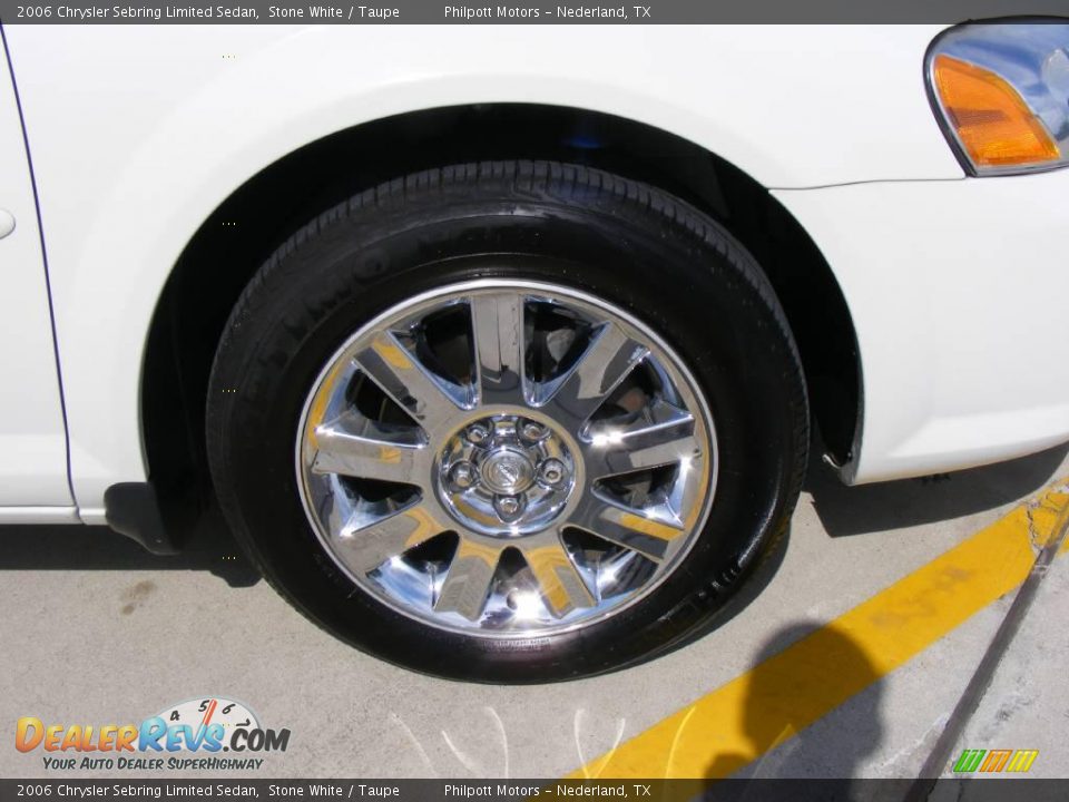 2006 Chrysler Sebring Limited Sedan Stone White / Taupe Photo #17