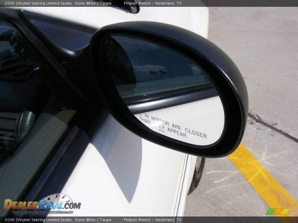 2006 Chrysler Sebring Limited Sedan Stone White / Taupe Photo #19