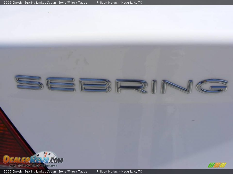 2006 Chrysler Sebring Limited Sedan Stone White / Taupe Photo #24