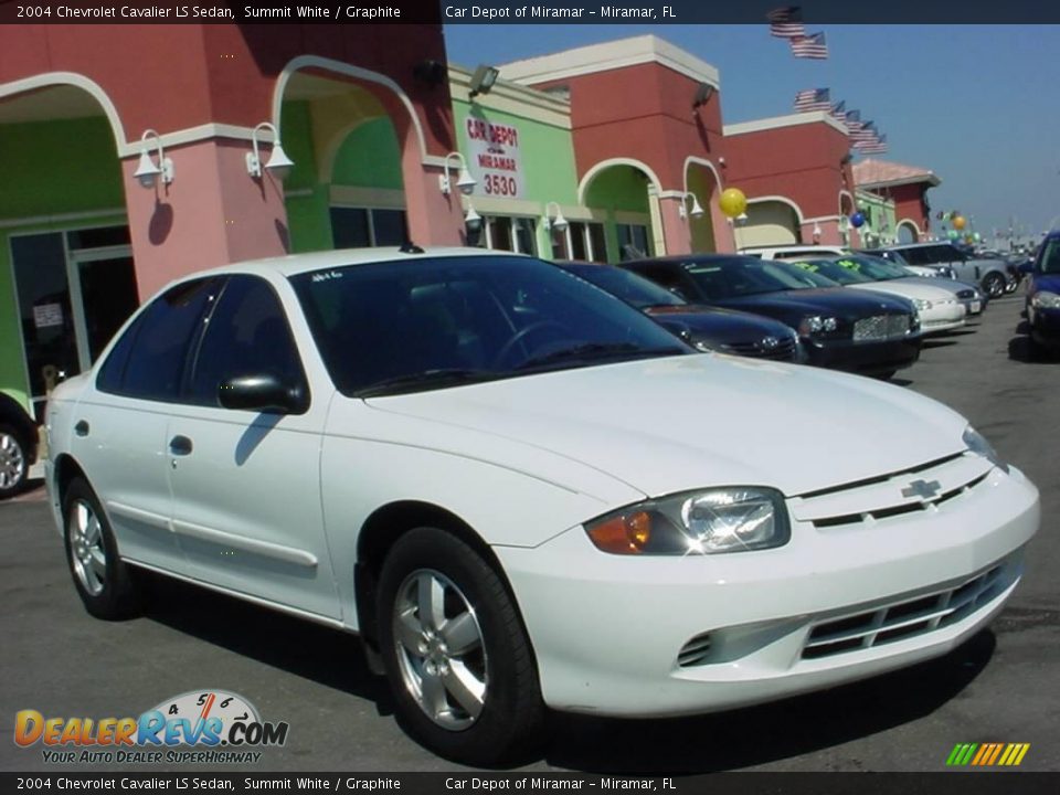 2004 Chevrolet Cavalier LS Sedan Summit White / Graphite Photo #1