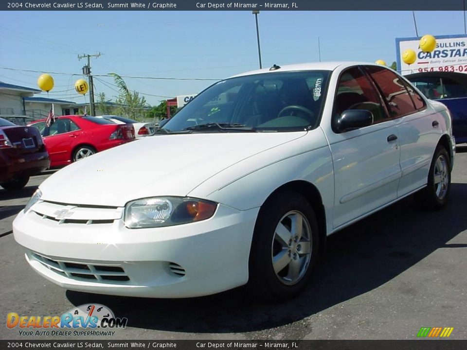 2004 Chevrolet Cavalier LS Sedan Summit White / Graphite Photo #7