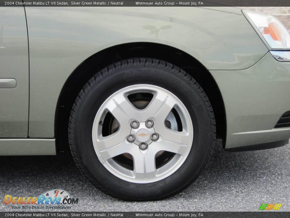 2004 Chevrolet Malibu LT V6 Sedan Silver Green Metallic / Neutral Photo #4
