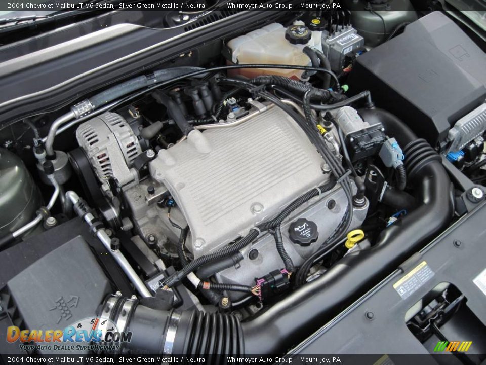 2004 Chevrolet Malibu LT V6 Sedan Silver Green Metallic / Neutral Photo #11