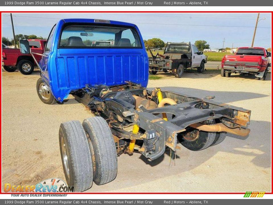 1999 Dodge Ram 3500 Laramie Regular Cab 4x4 Chassis Intense Blue Pearl / Mist Gray Photo #3
