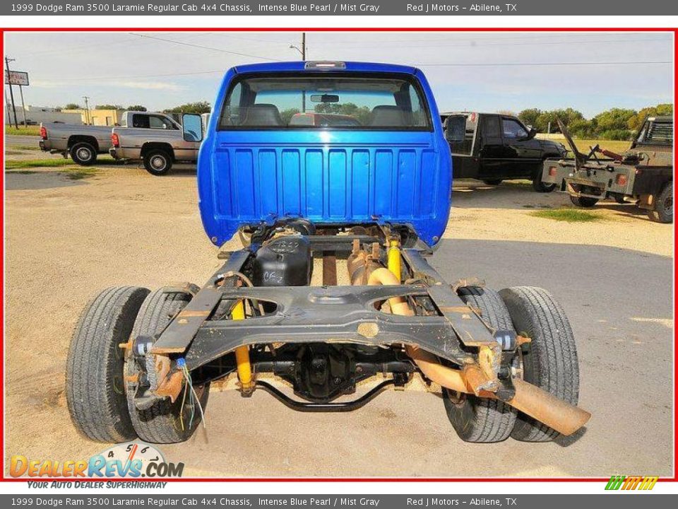 1999 Dodge Ram 3500 Laramie Regular Cab 4x4 Chassis Intense Blue Pearl / Mist Gray Photo #4