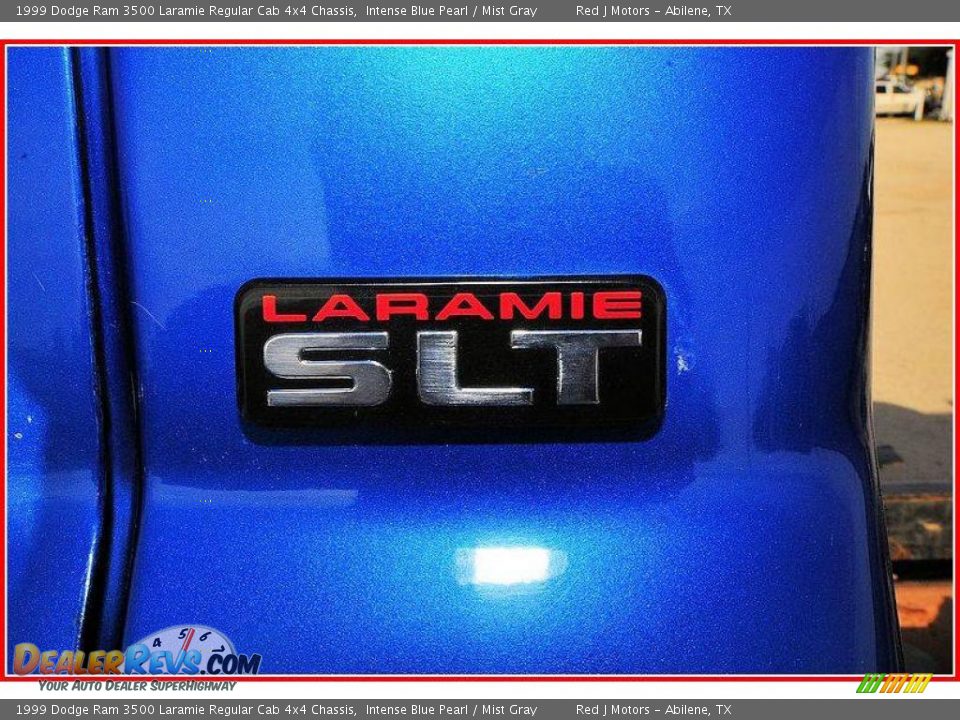 1999 Dodge Ram 3500 Laramie Regular Cab 4x4 Chassis Intense Blue Pearl / Mist Gray Photo #10