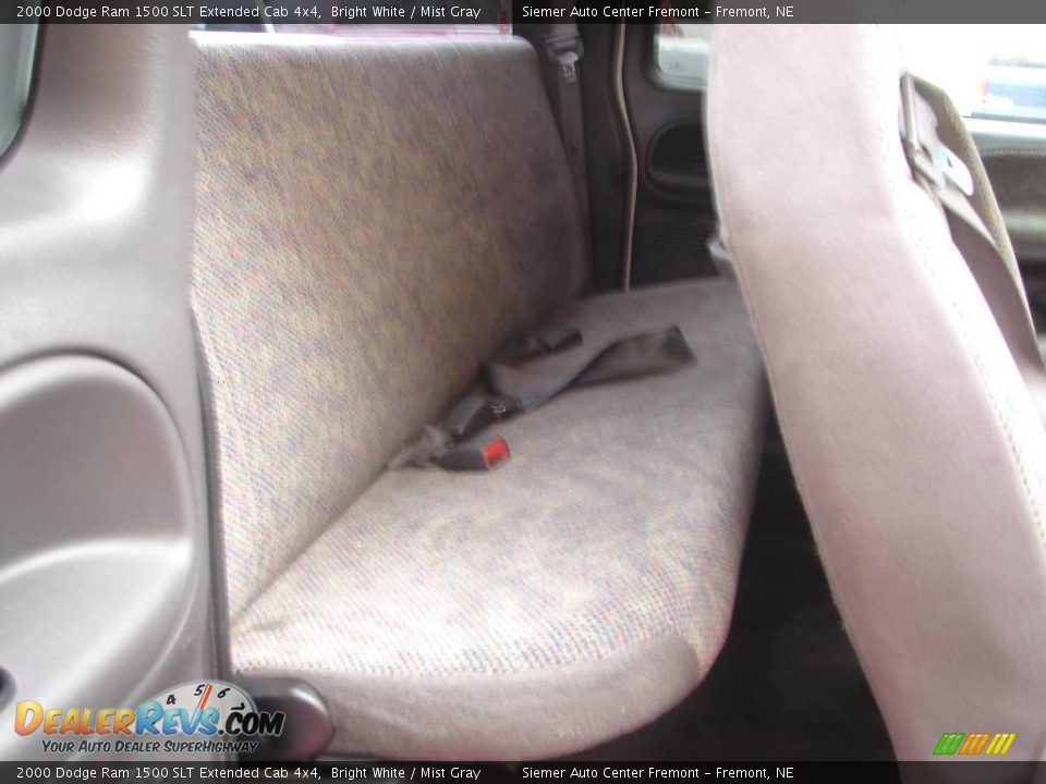 2000 Dodge Ram 1500 SLT Extended Cab 4x4 Bright White / Mist Gray Photo #15