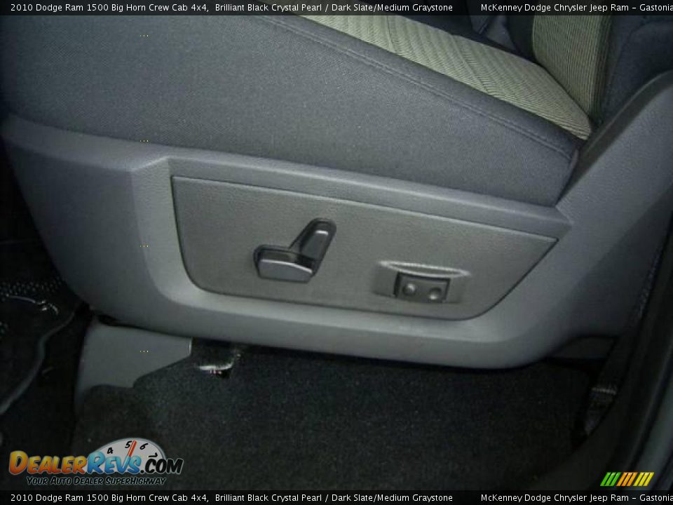 2010 Dodge Ram 1500 Big Horn Crew Cab 4x4 Brilliant Black Crystal Pearl / Dark Slate/Medium Graystone Photo #8