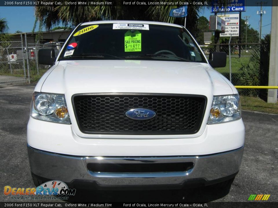 2006 Ford F150 XLT Regular Cab Oxford White / Medium Flint Photo #8