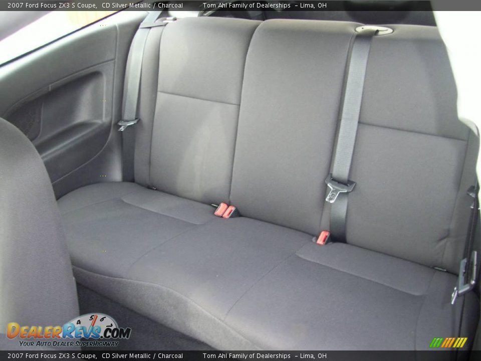 2007 Ford Focus ZX3 S Coupe CD Silver Metallic / Charcoal Photo #11