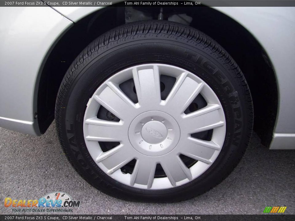 2007 Ford Focus ZX3 S Coupe CD Silver Metallic / Charcoal Photo #17