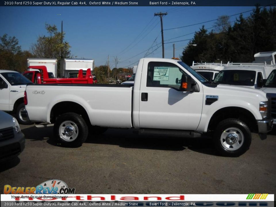 2010 Ford F250 Super Duty XL Regular Cab 4x4 Oxford White / Medium Stone Photo #5