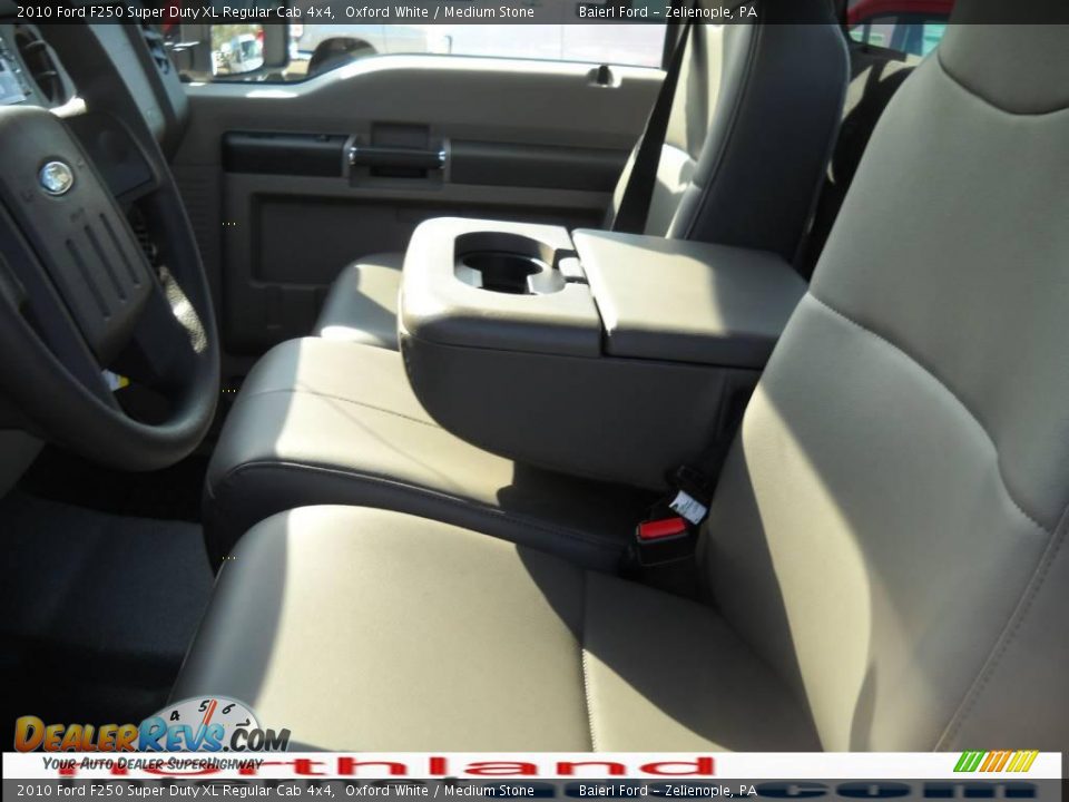 2010 Ford F250 Super Duty XL Regular Cab 4x4 Oxford White / Medium Stone Photo #12