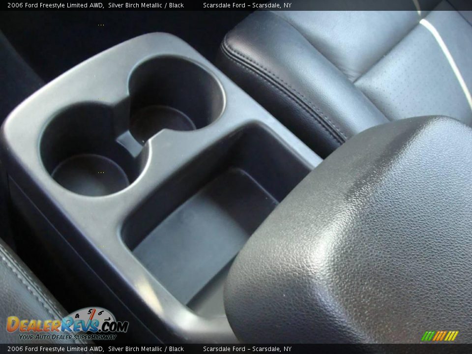 2006 Ford Freestyle Limited AWD Silver Birch Metallic / Black Photo #18