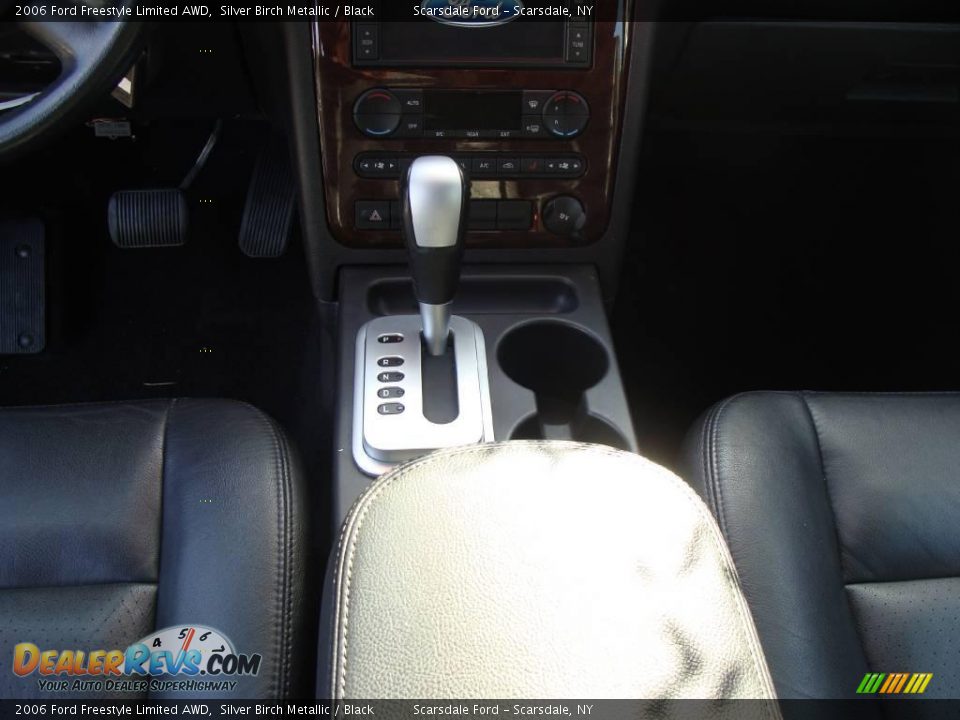 2006 Ford Freestyle Limited AWD Silver Birch Metallic / Black Photo #22