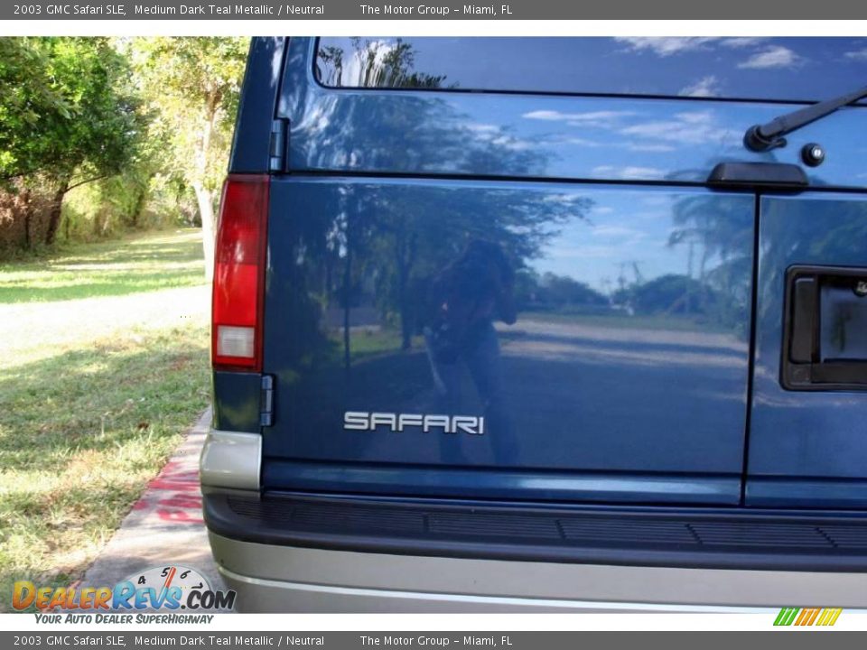 2003 GMC Safari SLE Medium Dark Teal Metallic / Neutral Photo #21