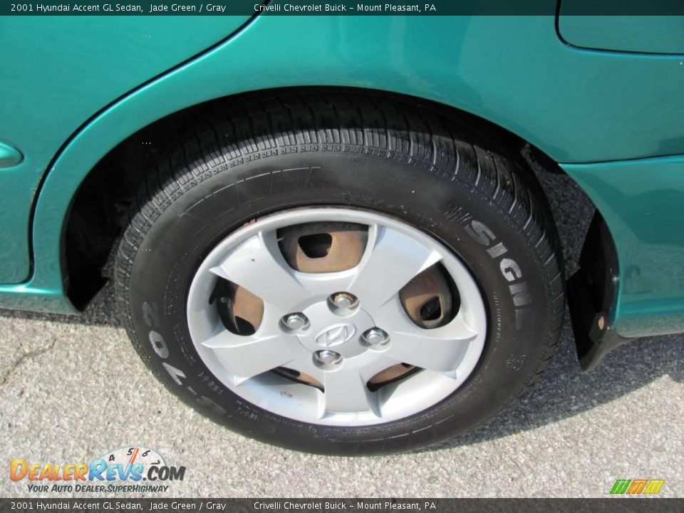 2001 Hyundai Accent GL Sedan Jade Green / Gray Photo #3