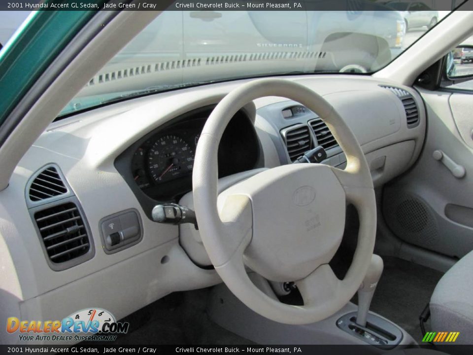 2001 Hyundai Accent GL Sedan Jade Green / Gray Photo #12