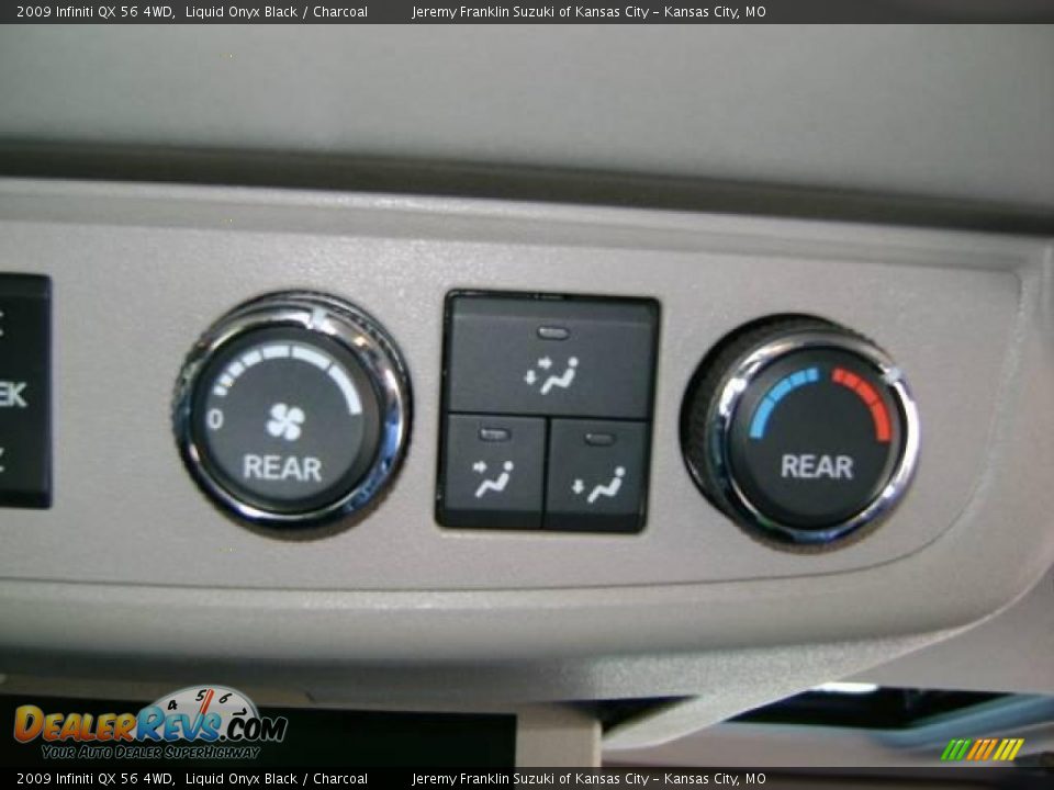 2009 Infiniti QX 56 4WD Liquid Onyx Black / Charcoal Photo #32