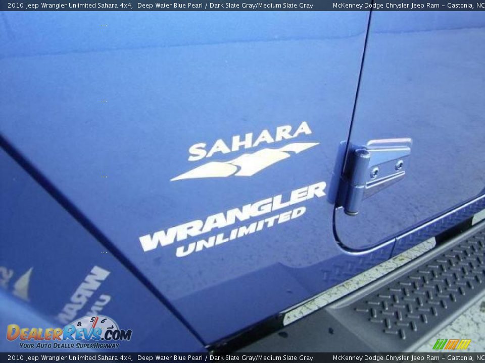 2010 Jeep Wrangler Unlimited Sahara 4x4 Deep Water Blue Pearl / Dark Slate Gray/Medium Slate Gray Photo #7