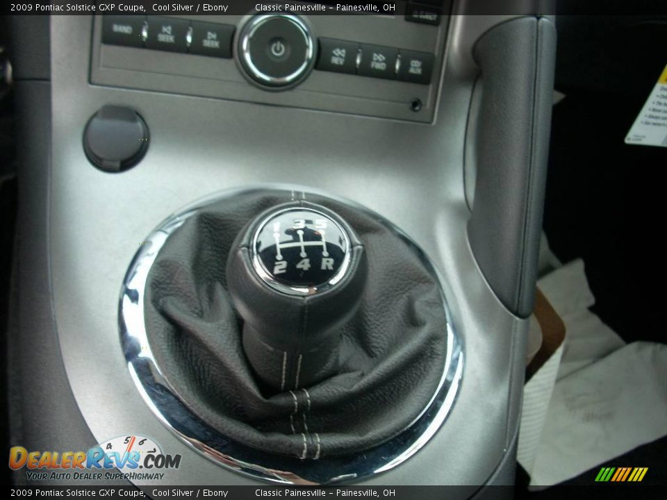 2009 Pontiac Solstice GXP Coupe Cool Silver / Ebony Photo #8