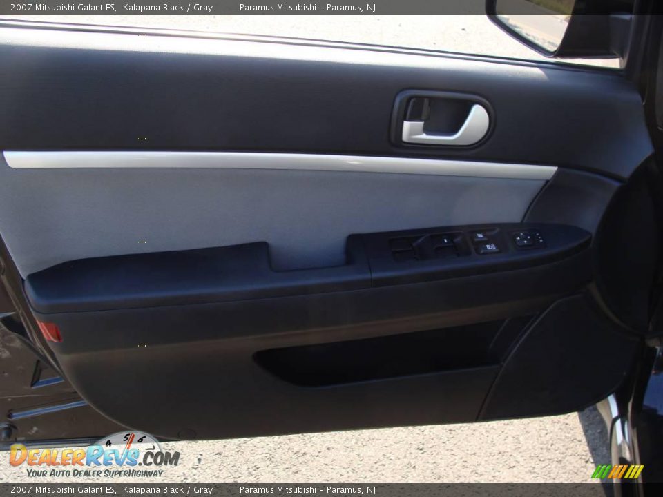 2007 Mitsubishi Galant ES Kalapana Black / Gray Photo #8