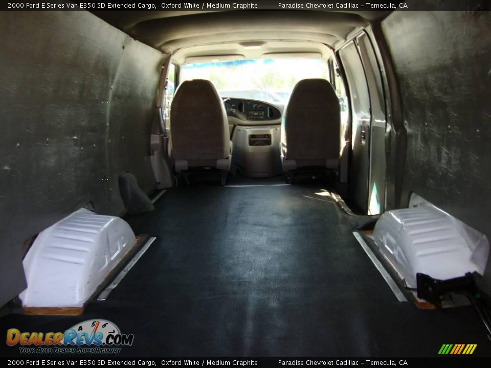 2000 Ford E Series Van E350 SD Extended Cargo Oxford White / Medium Graphite Photo #9