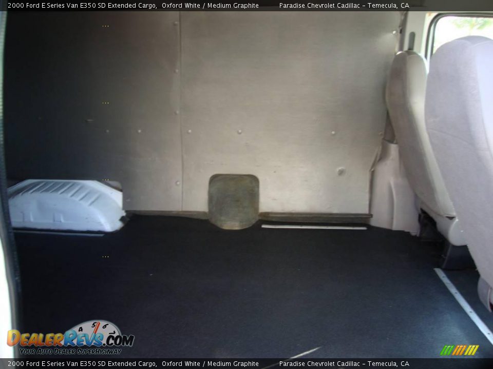 2000 Ford E Series Van E350 SD Extended Cargo Oxford White / Medium Graphite Photo #10