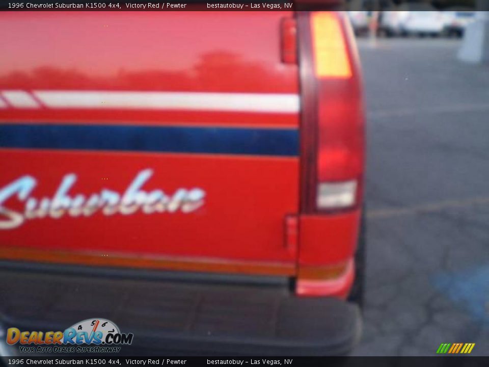1996 Chevrolet Suburban K1500 4x4 Victory Red / Pewter Photo #7
