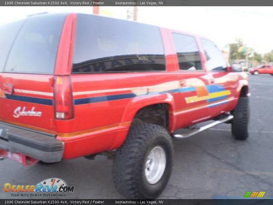 1996 Chevrolet Suburban K1500 4x4 Victory Red / Pewter Photo #8