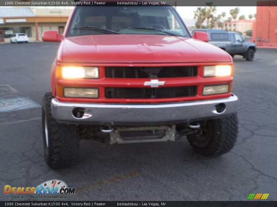 1996 Chevrolet Suburban K1500 4x4 Victory Red / Pewter Photo #15