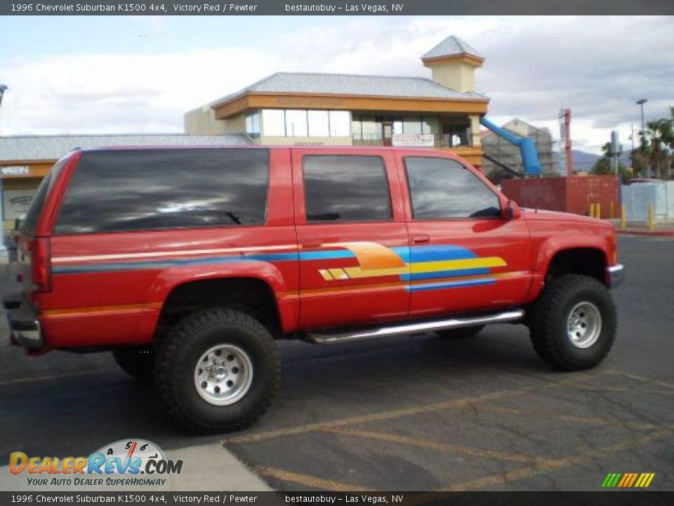 1996 Chevrolet Suburban K1500 4x4 Victory Red / Pewter Photo #20