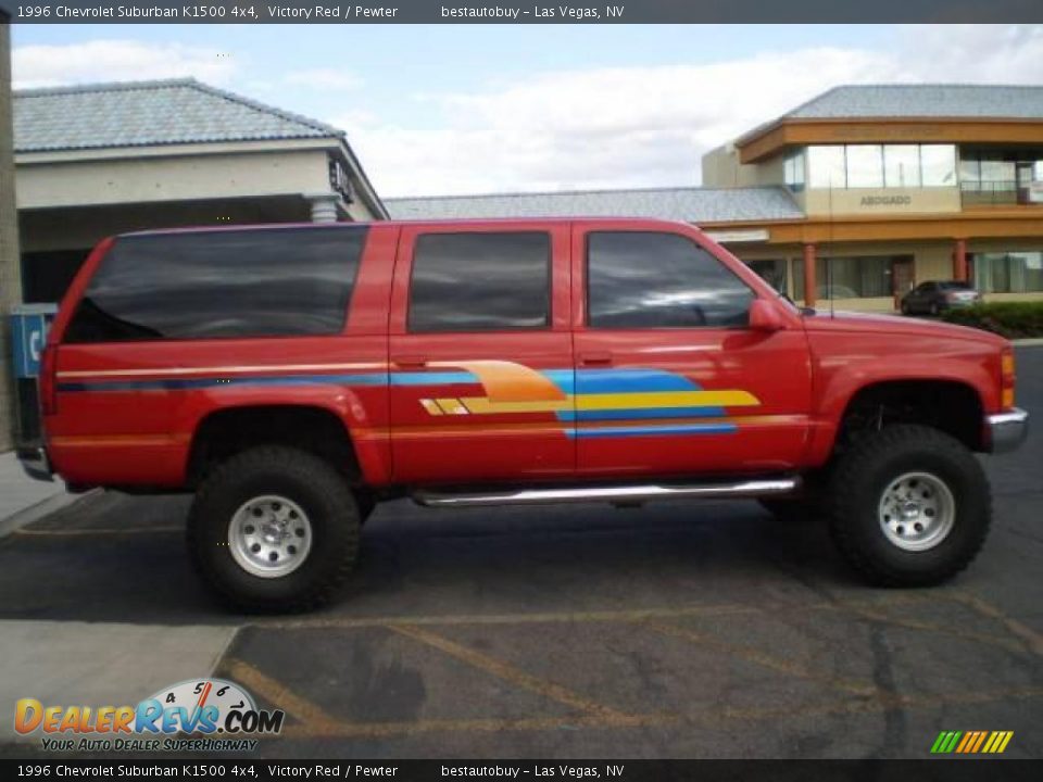 1996 Chevrolet Suburban K1500 4x4 Victory Red / Pewter Photo #21