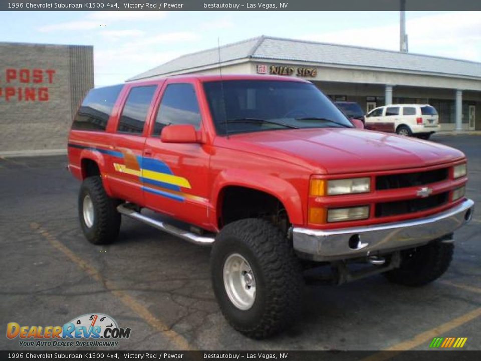 1996 Chevrolet Suburban K1500 4x4 Victory Red / Pewter Photo #25