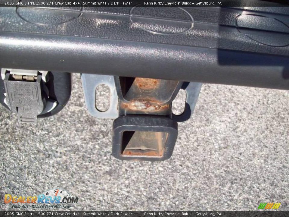 2005 GMC Sierra 1500 Z71 Crew Cab 4x4 Summit White / Dark Pewter Photo #10