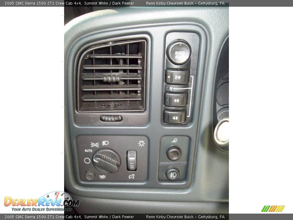 2005 GMC Sierra 1500 Z71 Crew Cab 4x4 Summit White / Dark Pewter Photo #21