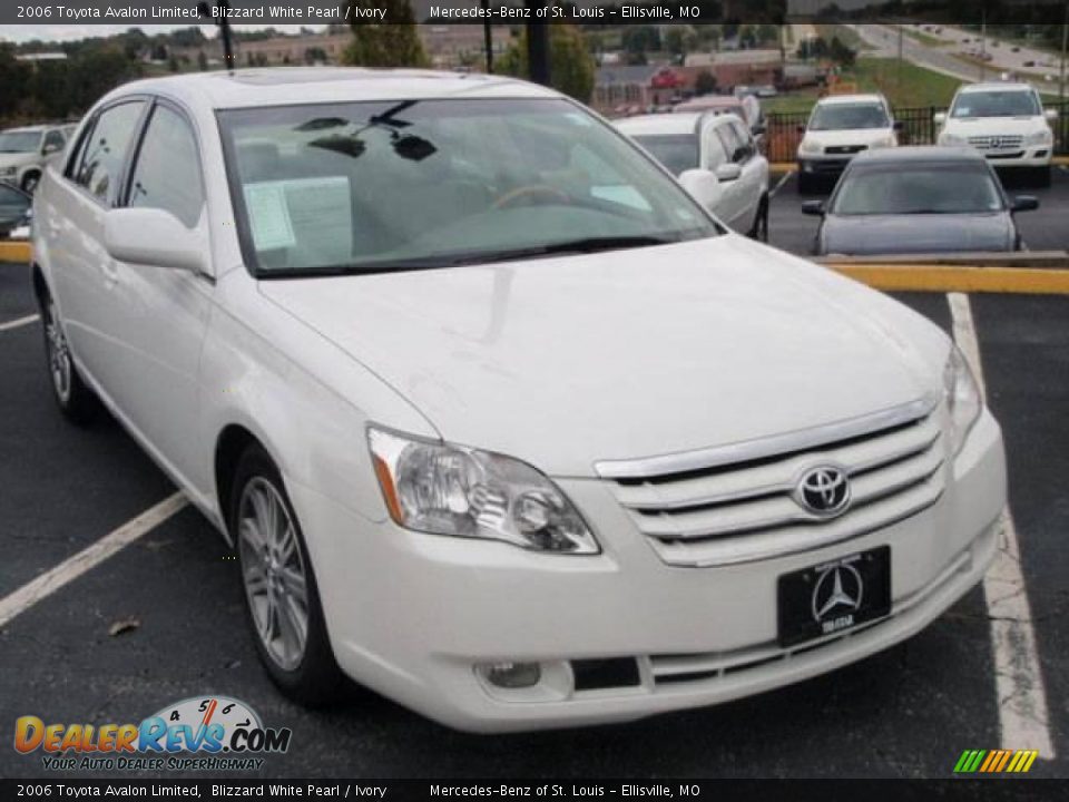 2006 Toyota Avalon Limited Blizzard White Pearl / Ivory Photo #3