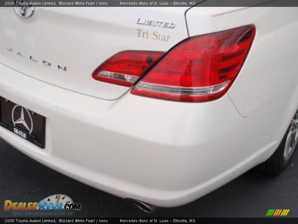 2006 Toyota Avalon Limited Blizzard White Pearl / Ivory Photo #12
