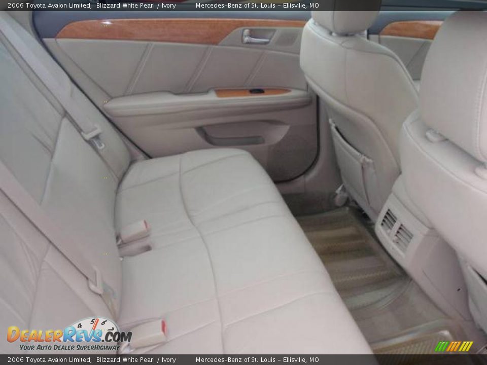 2006 Toyota Avalon Limited Blizzard White Pearl / Ivory Photo #20